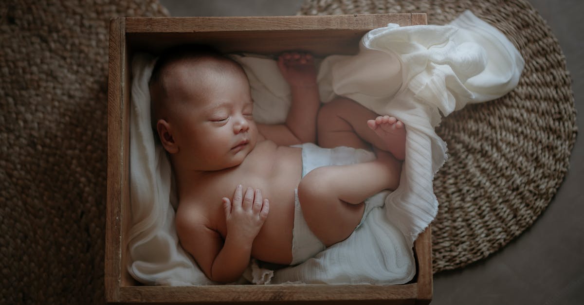 découvrez l'importance des soins dentaires pour les bébés et apprenez des conseils pratiques pour maintenir une bonne santé bucco-dentaire dès les premières dents. guide essentiel pour les parents !