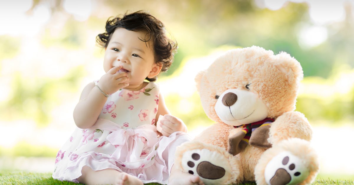 découvrez notre sélection de jouets pour bébés, conçus pour stimuler l'éveil et le développement de votre enfant. des jouets sûrs, colorés et ludiques qui rassurent les parents et émerveillent les tout-petits.