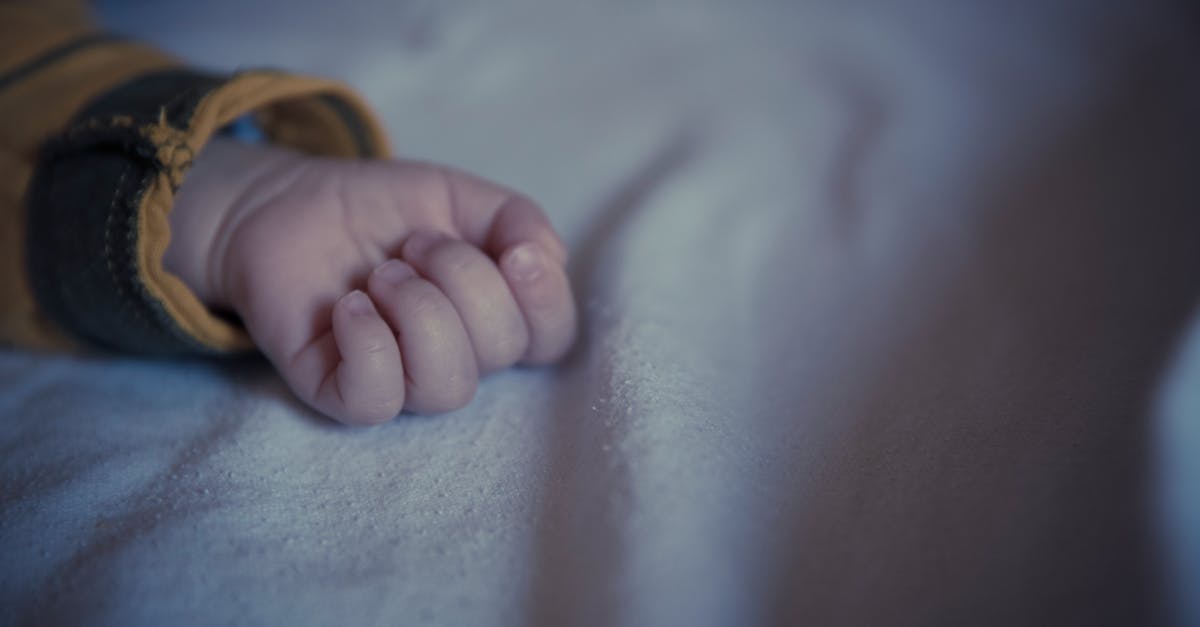 découvrez le sevrage des bébés : conseils pratiques, méthodes adaptées et recettes savoureuses pour accompagner votre enfant dans cette étape essentielle de sa vie. apprenez comment introduire des aliments solides en toute sécurité et avec plaisir.