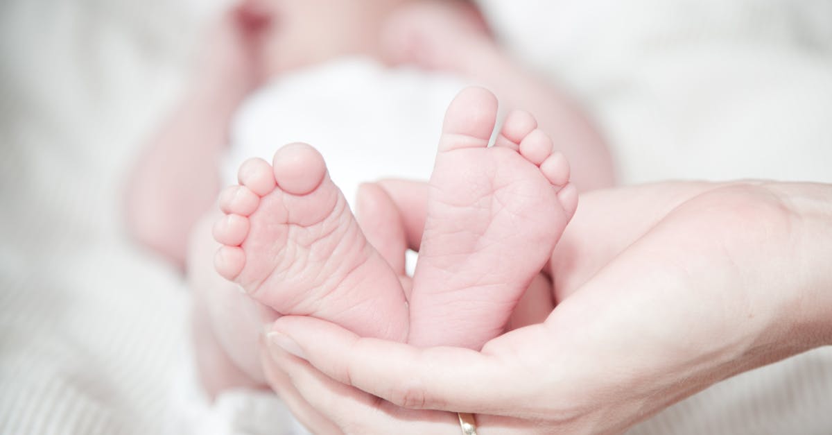 découvrez les complications de l'accouchement, leurs symptômes et les mesures à prendre pour assurer la sécurité de la mère et du bébé. informez-vous sur les différentes situations à risque et les options de soutien médical disponibles.