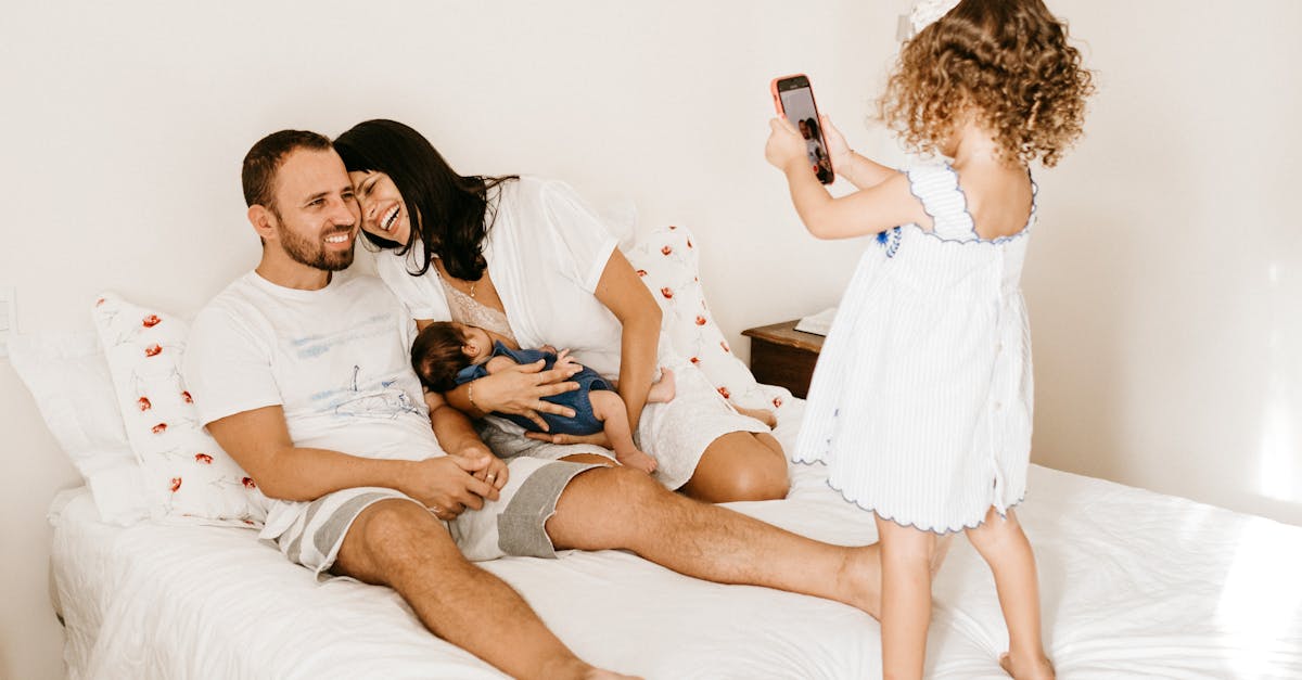 découvrez les différentes méthodes d'allaitement qui favorisent une expérience harmonieuse pour vous et votre bébé. explorez les techniques d'allaitement au sein, l'utilisation de tire-lait et bien plus encore pour soutenir votre parcours d'allaitement.