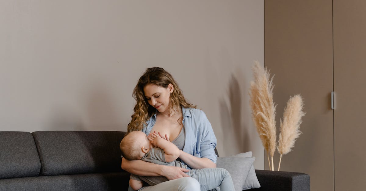 découvrez les bienfaits de l'allaitement maternel, une pratique naturelle qui offre nutrition et lien affectif précieux entre la mère et l'enfant. apprenez les conseils et astuces pour une expérience d'allaitement réussie et épanouissante.
