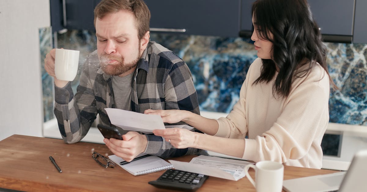 découvrez les solutions et conseils pour mieux comprendre et gérer les problèmes d'audition. informez-vous sur les symptômes, traitements et préventions pour une meilleure santé auditive.
