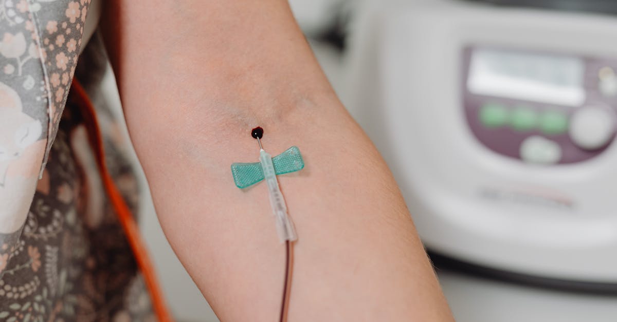 découvrez des stratégies efficaces pour la prévention des infections, incluant des conseils pratiques, des techniques de désinfection et des recommandations de santé publique pour protéger votre communauté.