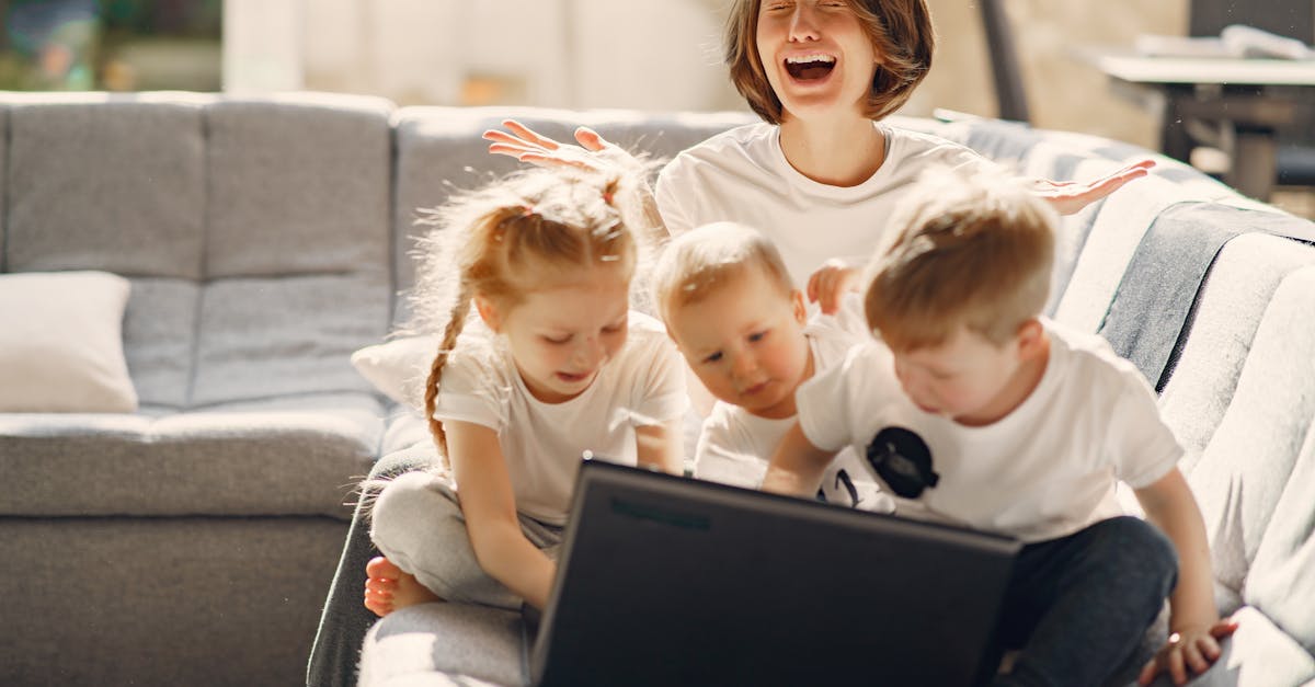 découvrez des conseils pratiques et des stratégies pour gérer le stress lié à la parentalité. apprenez à équilibrer vos responsabilités familiales tout en préservant votre bien-être mental et émotionnel.