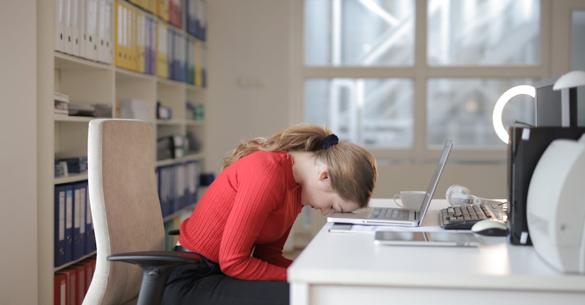 découvrez les effets de la privation de sommeil sur la santé physique et mentale, ainsi que des conseils pratiques pour améliorer votre qualité de sommeil et retrouver un équilibre essentiel pour votre bien-être.
