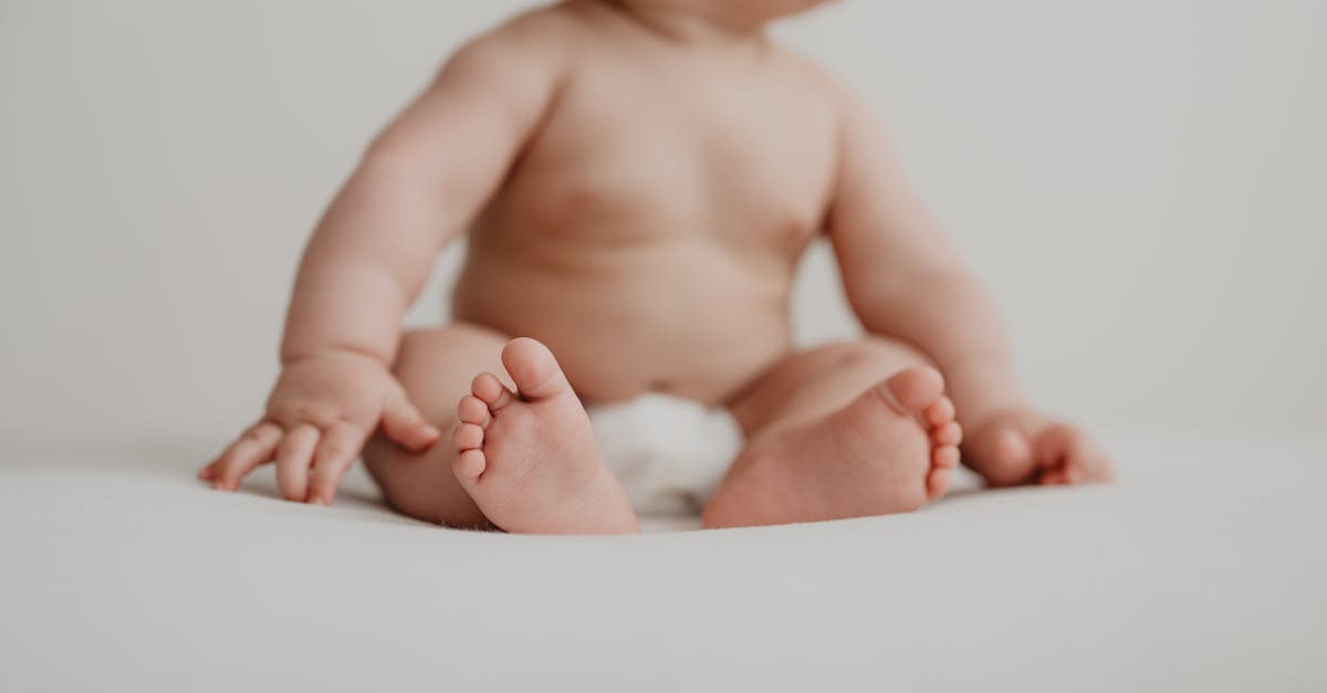 découvrez les meilleures pratiques et produits pour le soin de la peau délicate de votre bébé. offrez à votre enfant une peau saine et protégée grâce à nos conseils et recommandations sur les crèmes, huiles et nettoyants adaptés.
