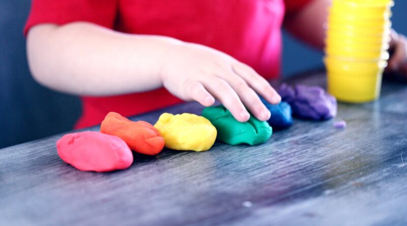 découvrez des conseils pratiques et des ressources essentielles pour le garde d'enfants, incluant des astuces pour choisir la meilleure garde, des idées d'activités éducatives et des recommandations pour le développement de l'enfant.