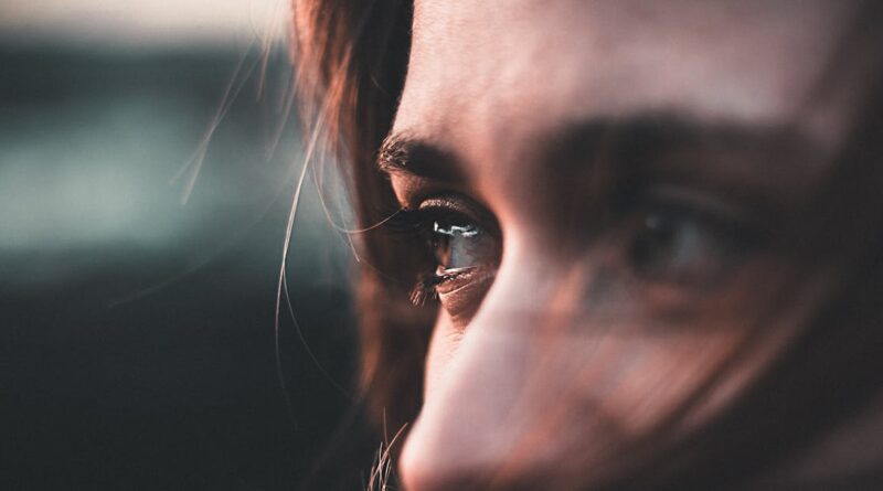 découvrez les différentes émotions qui nous animent au quotidien. plongez dans l'univers complexe des sentiments, de la joie à la tristesse, et apprenez à les comprendre et les gérer pour enrichir votre vie personnelle et relationnelle.