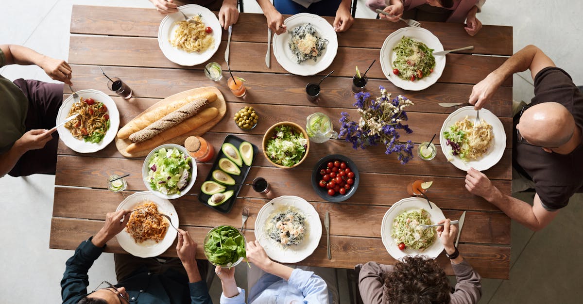 découvrez des recettes délicieuses et conviviales pour des repas en famille. des plats simples et gourmands pour rassembler vos proches autour de la table et créer de précieux souvenirs. éveillez vos papilles avec des idées de repas qui plairont à tous les membres de la famille!