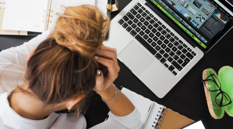découvrez les différentes facettes de la frustration, ses causes et son impact sur notre vie quotidienne. apprenez à identifier cette émotion ingrate et explorez des stratégies pour la gérer efficacement.