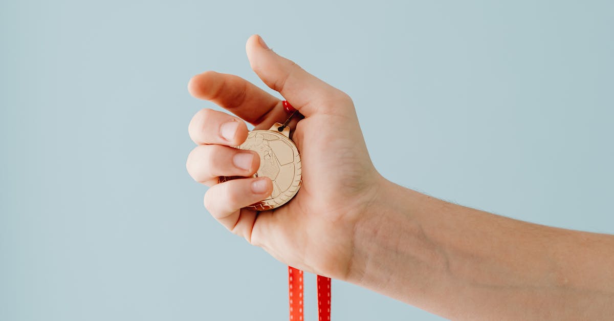 découvrez l'importance de la reconnaissance dans divers domaines, qu'il s'agisse de la psychologie, du travail ou des relations personnelles. apprenez comment la reconnaissance peut renforcer la motivation, améliorer les performances et favoriser des liens significatifs.
