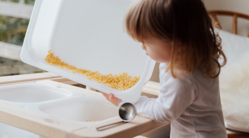 découvrez l'univers du jeu sensoriel ! stimulez les sens de vos enfants grâce à des activités ludiques et éducatives qui favorisent leur développement. explorez des jeux créatifs, tactiles et visuels pour éveiller leur curiosité tout en s'amusant.