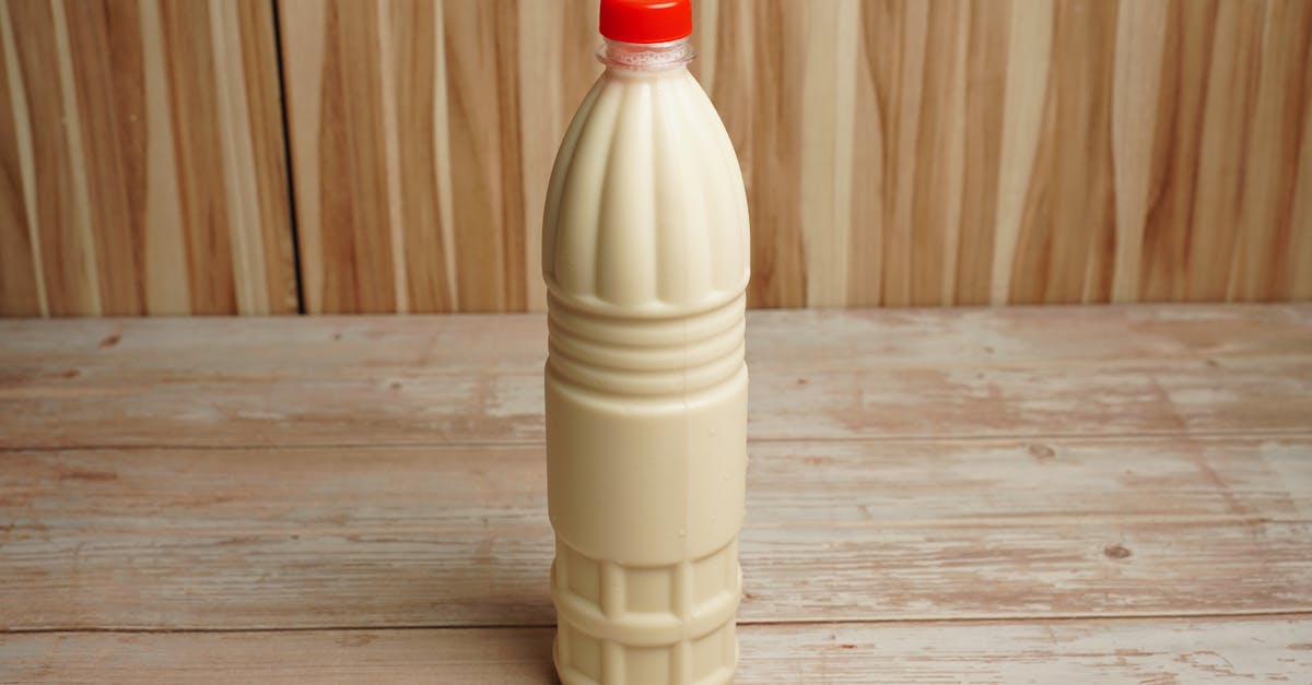 découvrez le lait entier, une source riche en calcium et en nutriments essentiels. parfait pour vos petits-déjeuners, il apporte une texture crémeuse et un goût authentique à toutes vos recettes. savourez la qualité et le plaisir d'un lait naturel, idéal pour toute la famille.