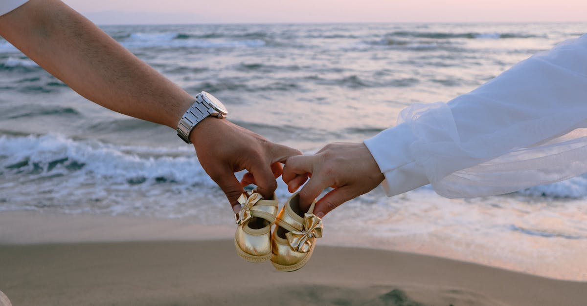 découvrez nos idées de cadeaux pour bébé : jouets, vêtements, accessoires et objets personnalisés pour célébrer une naissance ou un anniversaire. trouvez le cadeau parfait pour bébé dès maintenant !